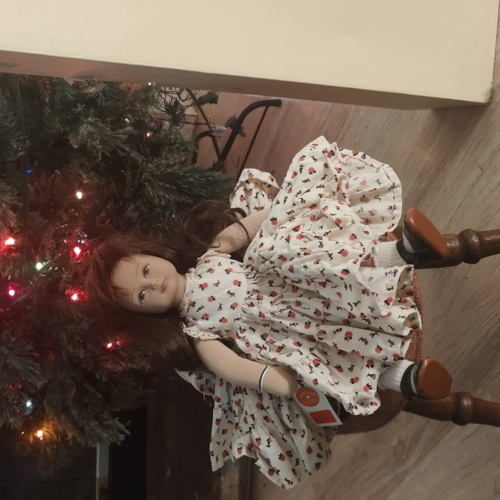 Doll unique